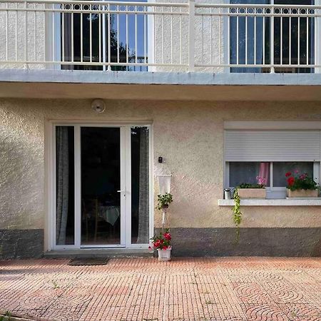 Logement Au Calme Pres D'Aurillac Sansac-de-Marmiesse Buitenkant foto