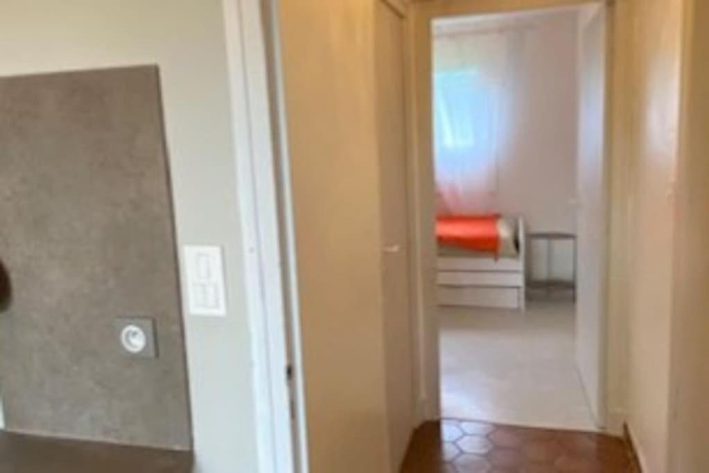 Logement Au Calme Pres D'Aurillac Sansac-de-Marmiesse Buitenkant foto