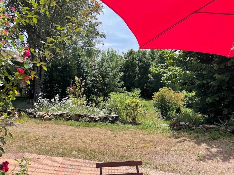Logement Au Calme Pres D'Aurillac Sansac-de-Marmiesse Buitenkant foto